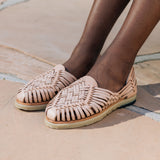 Ana Huarache Flats - Crema Natural