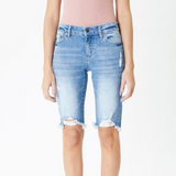 Evie Mid Rise Bermuda Medium Wash - KanCan