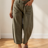Briar Square Patch Pocket Ankle-length Barrel Jeans