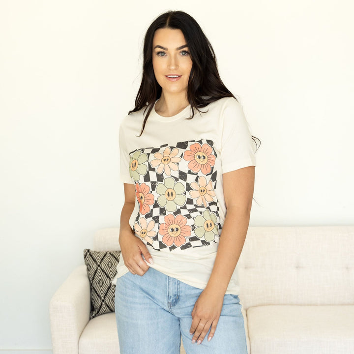 Checkered Flower Tee - Cream