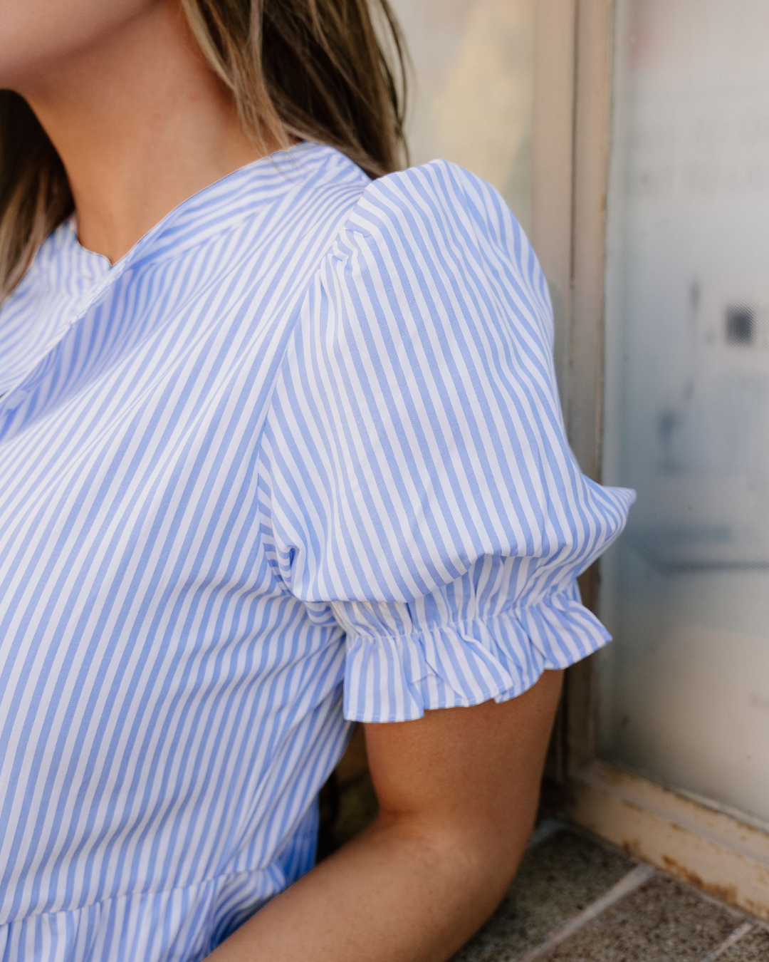 Kaeli Bubble Short Sleeve Tiered Scallop Long Dress