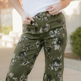 Willa Square Patch Pocket Raw Hem Shift Jeans