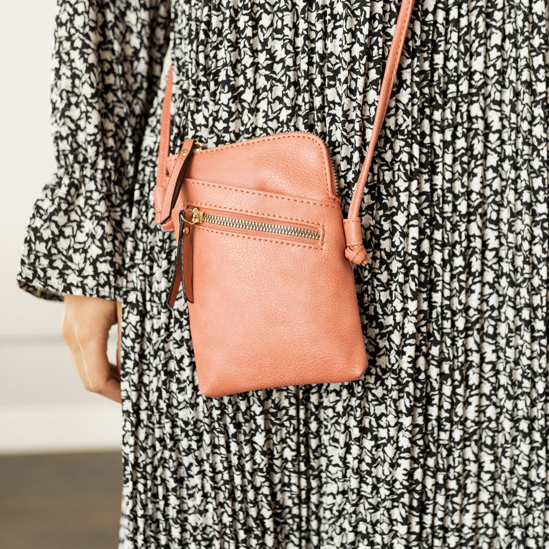 Taylor Cell Phone Purse - Peach