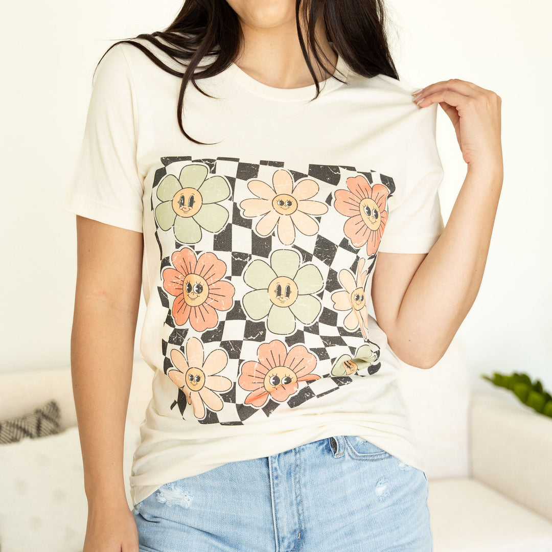 Checkered Flower Tee - Cream