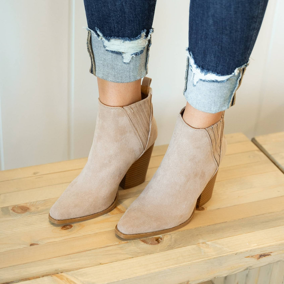 Hayes Bootie - Taupe