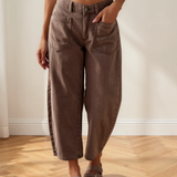 Briar Square Patch Pocket Ankle-length Barrel Jeans