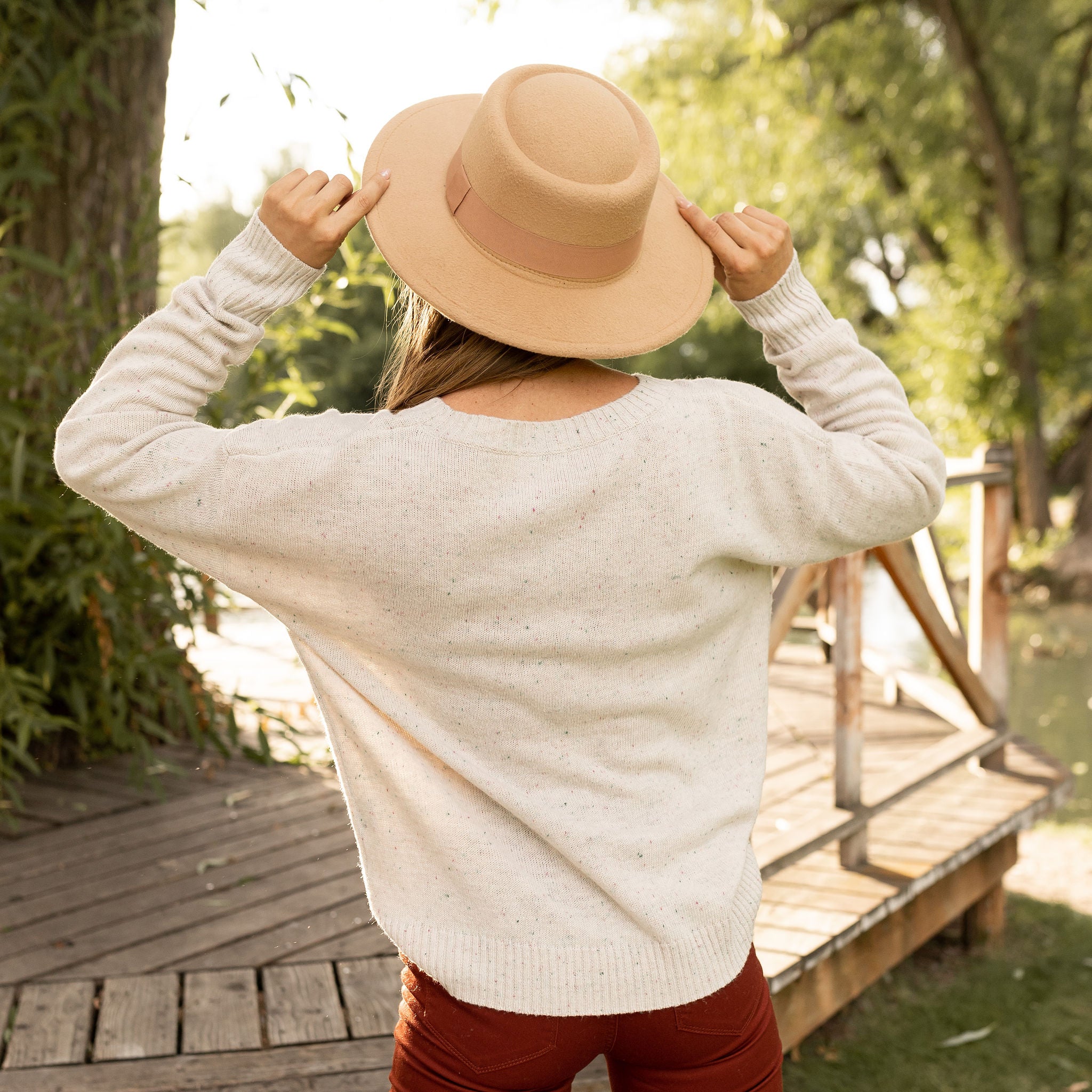 Indie Co. Speckled Sweater Cream 2XL