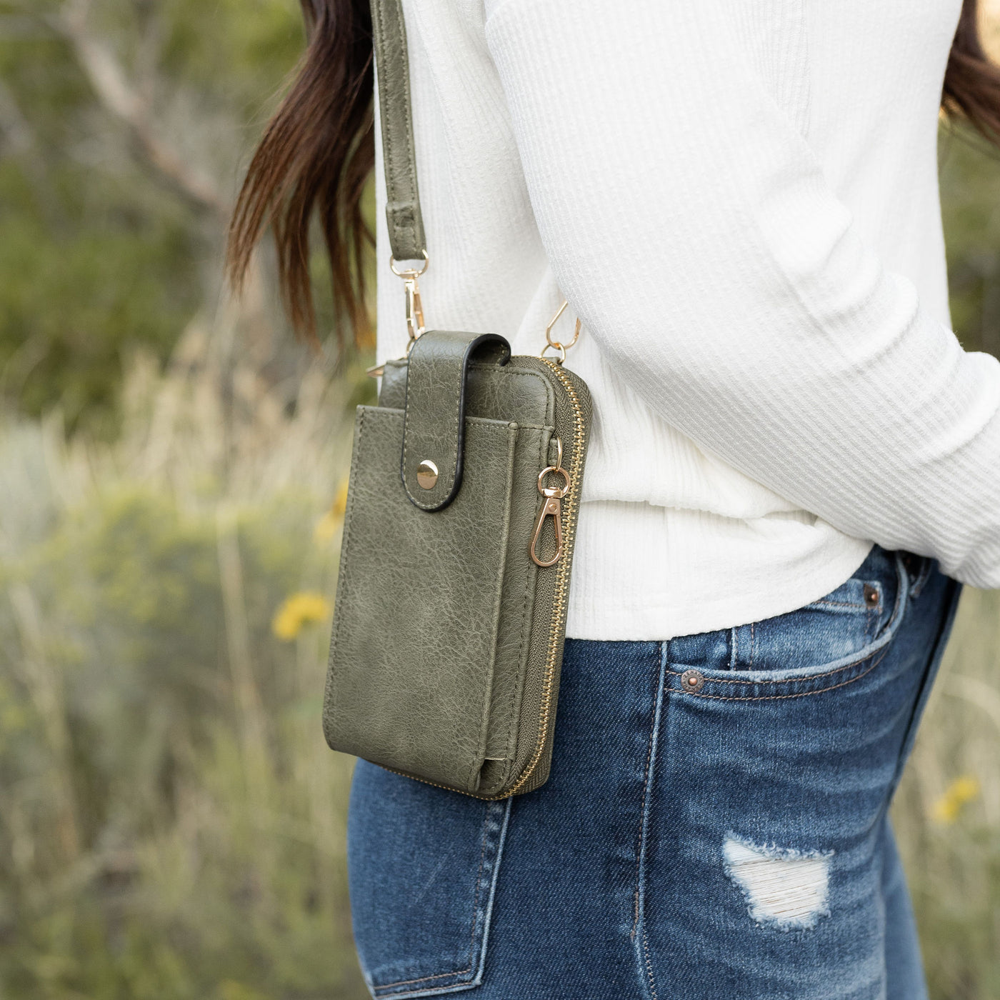 Iris Cell Phone Purse - Olive